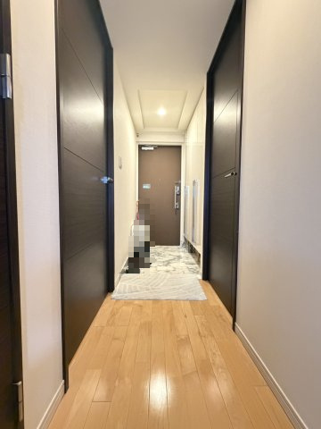 シューズボックスのある玄関部分