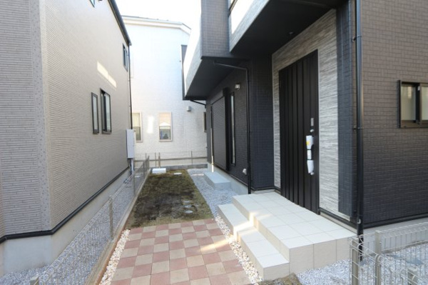 【 Blooming Garden 国分寺市北町５丁目の外観】