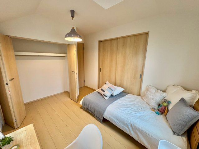 全居室収納付きで、お部屋がすっきり片付きます。