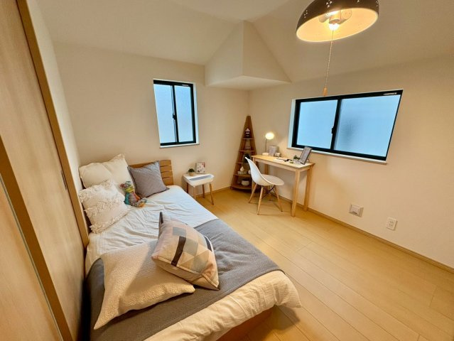 全居室収納付きで、お部屋がすっきり片付きます。