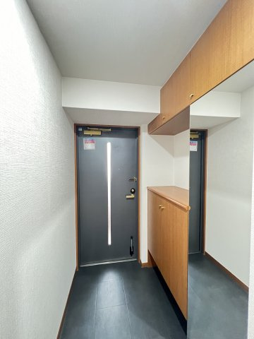 シンプルで使いやすい玄関です