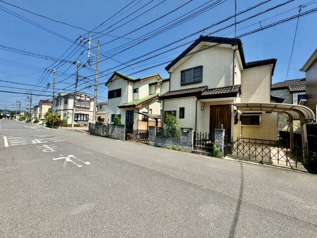 ■新規リフォーム済み　■4LDK・浴室乾燥機付き！　■東武スカイツリーライン「北越谷」駅徒歩15分　■宮本小学校徒歩17分(1300ｍ)・西中学校徒歩7分(550ｍ)