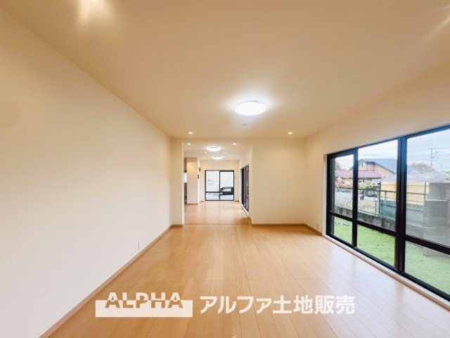 【Space　of　cure】　◆癒しの空間◆室内構成に拘り採光とセンスを散りばめた空間。それは『柔らかさ』に似た素敵な居場所。そこに暮らす人のことを考えつくり出したものは『癒し』という心地よい居場所