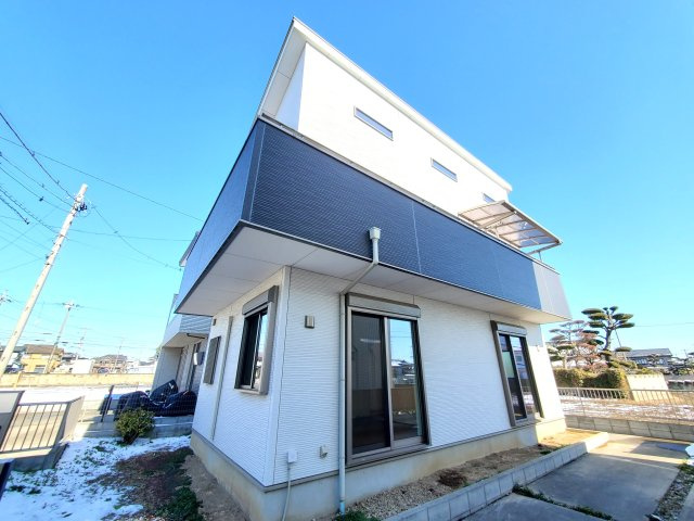 detached 埼玉県三郷市彦成３丁目207-3
