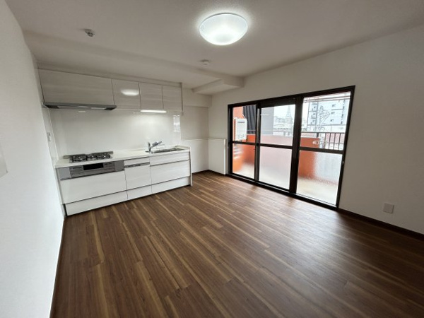 ライオンズマンション西丸之内の居間