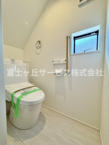 1Fトイレです　2Fにも同タイプのトイレがあります