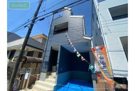 小学校10分　中学校12分　スーパー8分　コンビニ6分　西瑞江　2号棟の外観