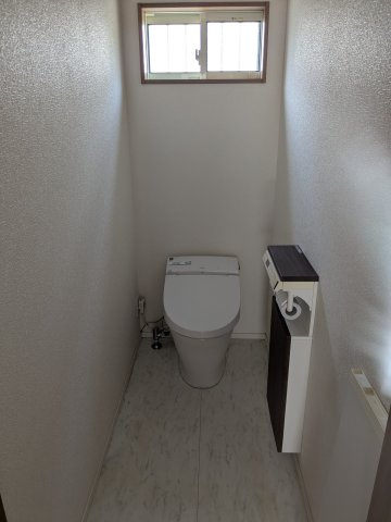 コンパクトで使いやすいトイレです