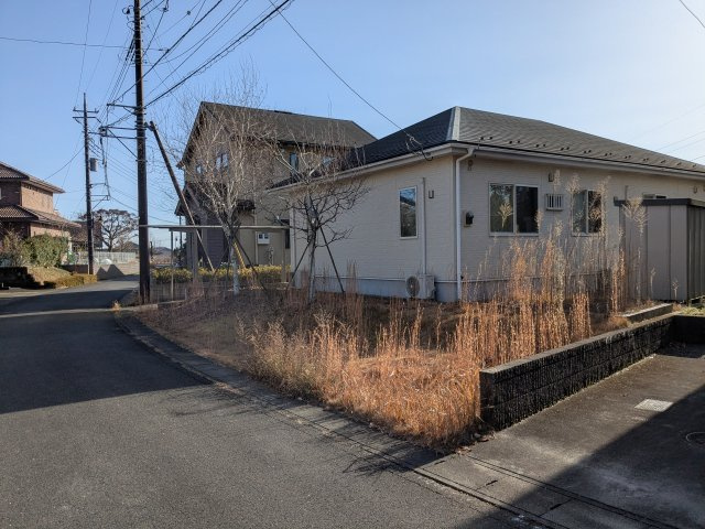 出入りしやすい接道幅・間口です。