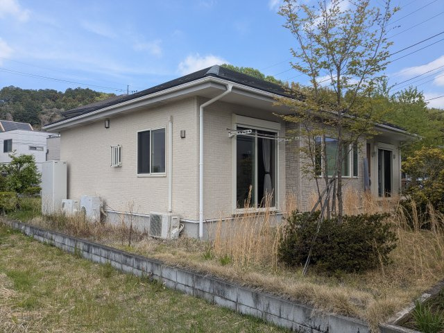 豊かな自然に囲まれた住宅街です。