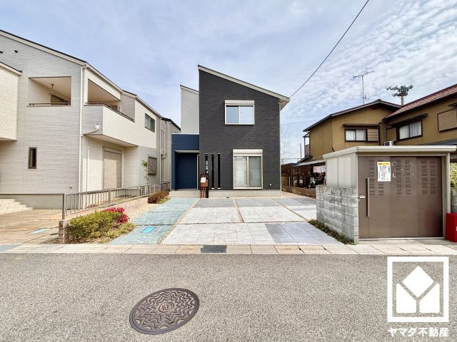 外観：325000100272