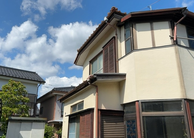 土地探しをしていると都市計画区域という言葉を目にすると思います。法律によって、都道府県知事や国土交通大臣が指定するエリアのことを指しており、都市計画区域は市街化区域と市街化調整区域に分けられています。