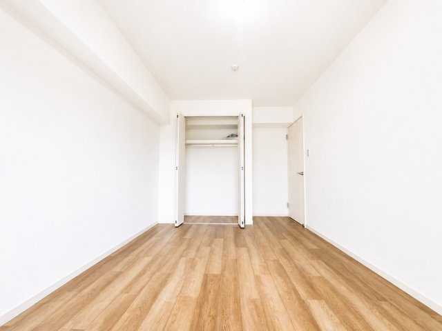 ◆柔らかい陽光が差し込む明るいお部屋を演出する設計。彩光の取れる窓が気持ちの良いお部屋を創り上げます。　