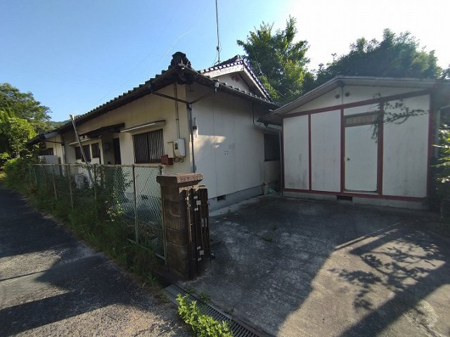 外観：334000261601