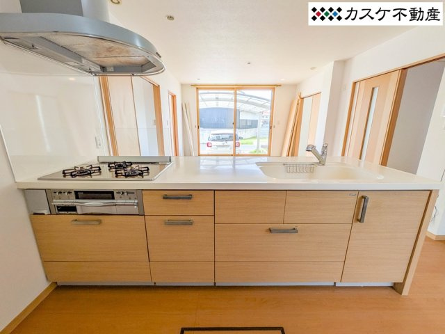 シンク・コンロ下の収納力もバッチリ。調理が捗ります。