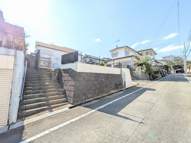 ～北東側6ｍ道路に面しています～