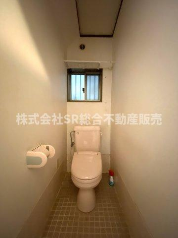 トイレも気になるポイント。2ヵ所にございます♪