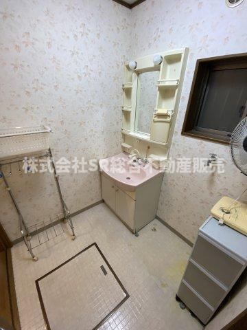 広々とした脱衣場です