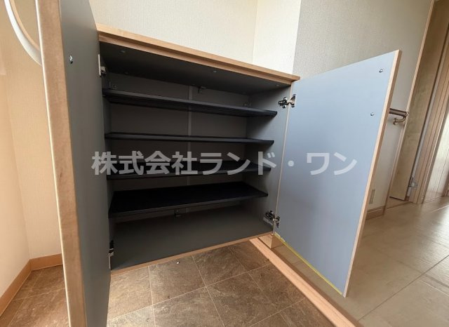 シューズBOX下段