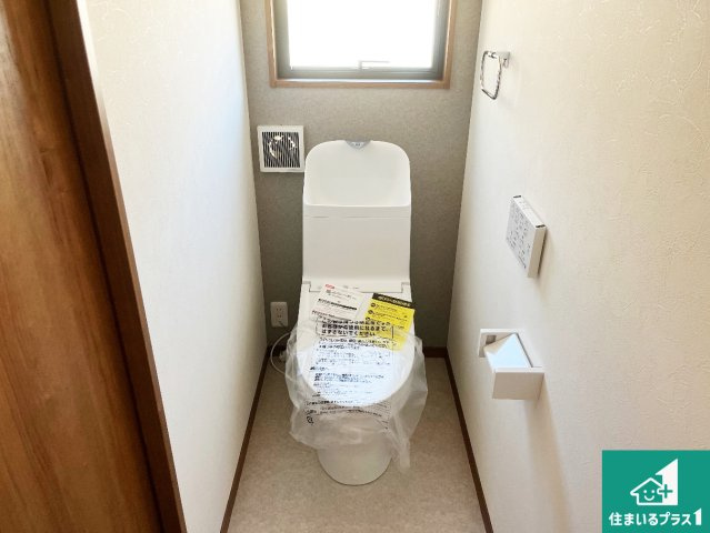 1・2階の2ヶ所にあるので、朝の忙しい時間の順番待ちもなく、深夜の利用にも大変便利です。