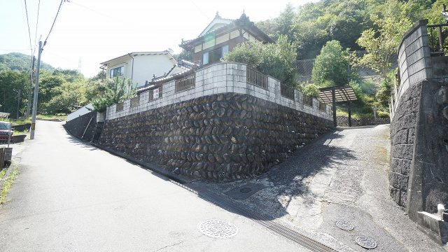 ◎南東向き角地、100坪超の広い敷地の6ＤＫ戸建て　日当たり眺めも良好、メンテナンス、清掃が行き届いてリフォーム無しですぐに住めます