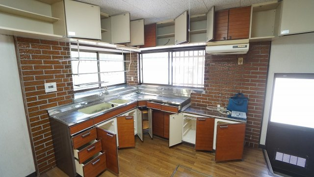 ◎ひろびろキッチン　機能、収納も充実