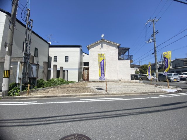 南東角地で日当たり良好