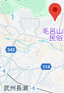 最寄駅から車で11分、毛呂山町のコミュニティバスのバス停が徒歩4分にあり、バスも利用できます。