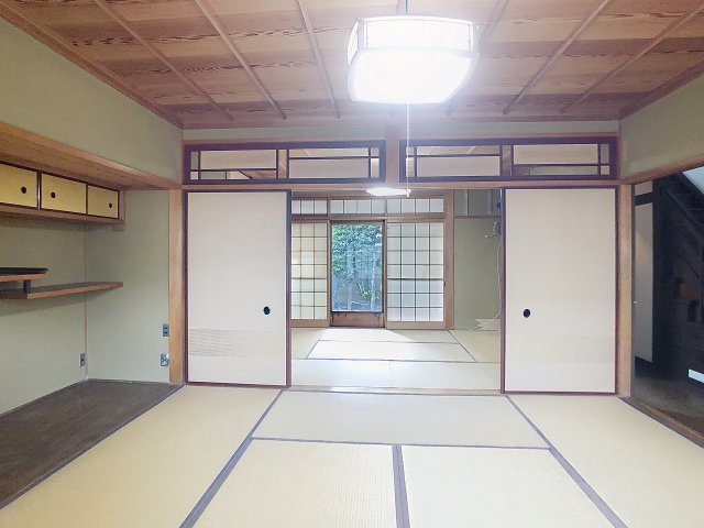 1階の和室は続き間になっています。