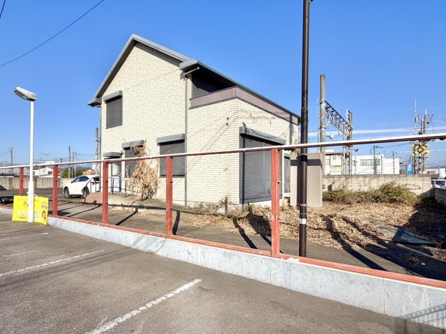 ■外観｜特徴のある個性的な住まいと美しい街並み、そして住みやすい環境を、ぜひ現地でご覧になりませんか。お気軽にお問合せください(^^)　　
