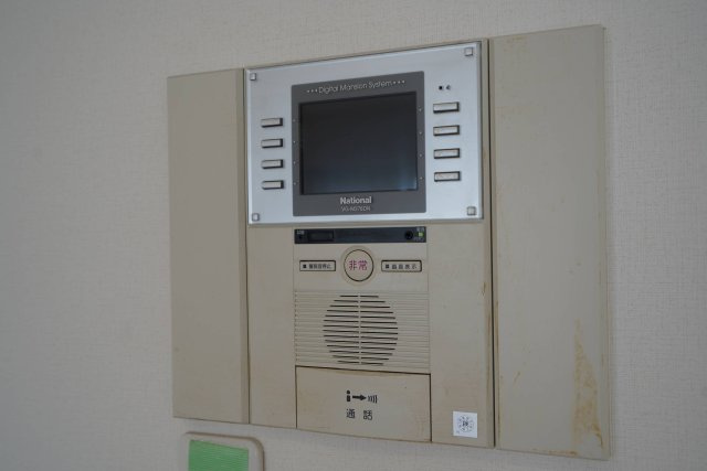 インターホン