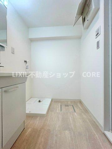 収納もあり、スッキリと見映えの良い空間に拵えました。時間に余裕とゆとりを持たせます。
