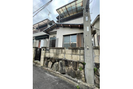柏原市国分本町　オーナーチェンジ中古戸建の外観