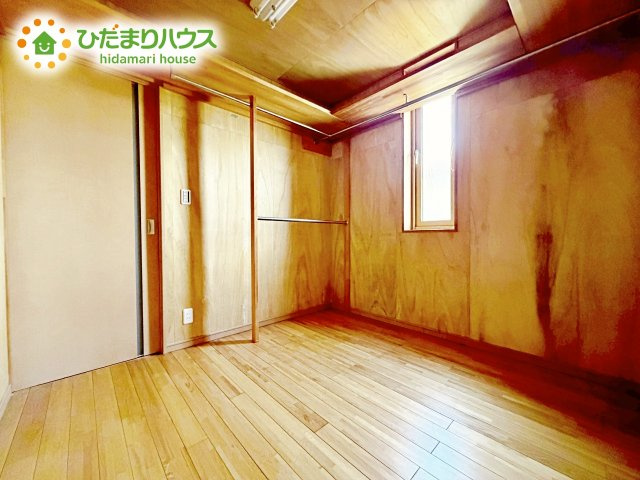 収納があれば物を整理整頓しやすく、部屋が常にすっきりとした状態を保てます。