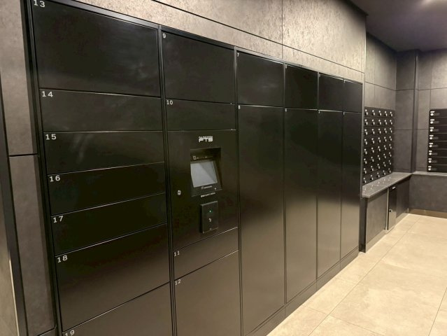 【宅配ボックス】現代では欠かせない宅配ボックス！留守中でも荷物を受け取れます。