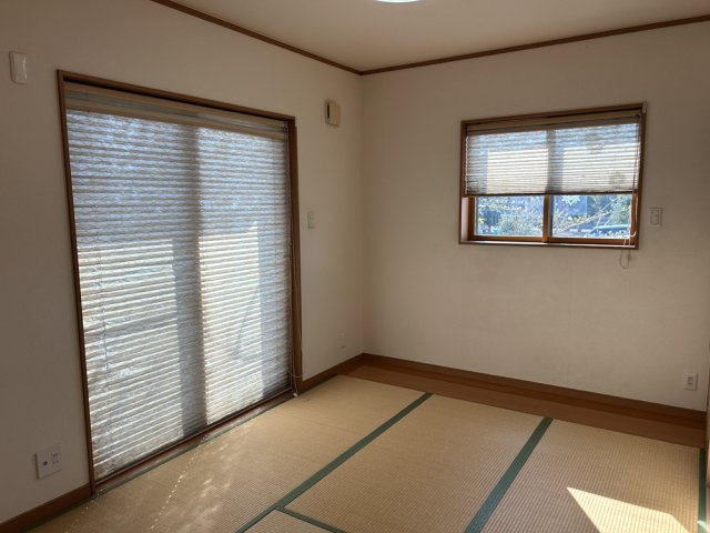 LDKと同じように和室も南向きの窓から明るい光が入ってきます。