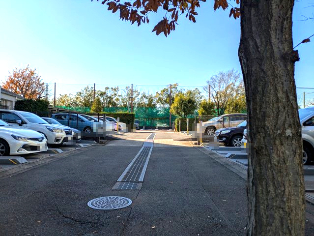 敷地内駐車場です。