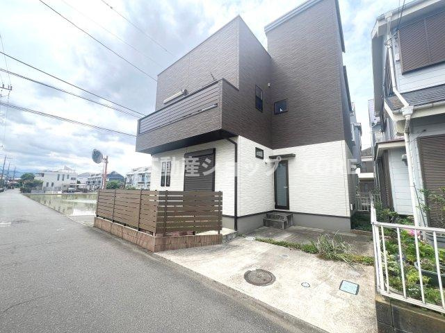 2019年11月築の大変綺麗な築浅戸建！ぜひ一度現地でご覧ください。