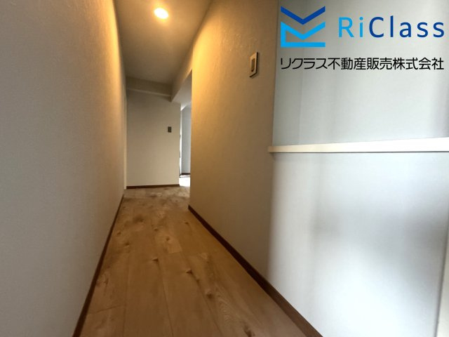 内装は全面貼替済できれいです