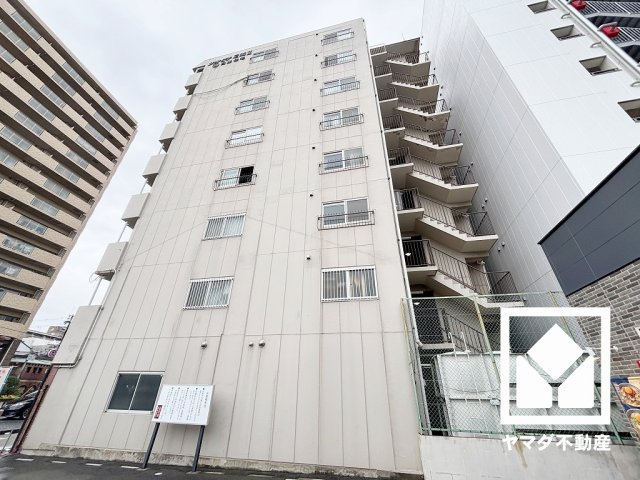 外観：328000689348