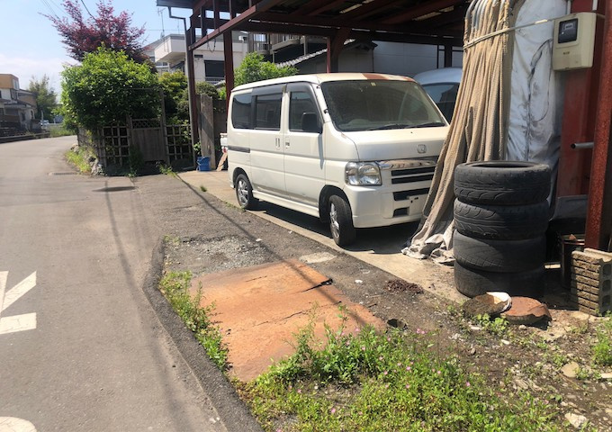 家を建てる前提で土地を探している場合、地盤の丈夫さは譲れない条件の一つです。地盤が脆弱だと追加工事が必要となります。また、過去に地盤沈下や液状化現象を起こした土地は、できるだけ避けた方がいいでしょう。