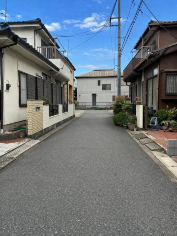 敷地約30坪・自由設計で夢のマイホームはいかがでしょうか！希望の間取りが叶いやすい整形地です！西方小学校まで徒歩約4分(310ｍ)、お子様の通学に安心です！お気軽にお問い合わせください！