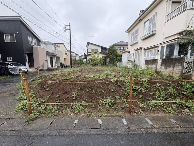 開放感あふれる南東角地に立地・土地面積約40坪。　当社建築士による無料のプラン作成承ります！