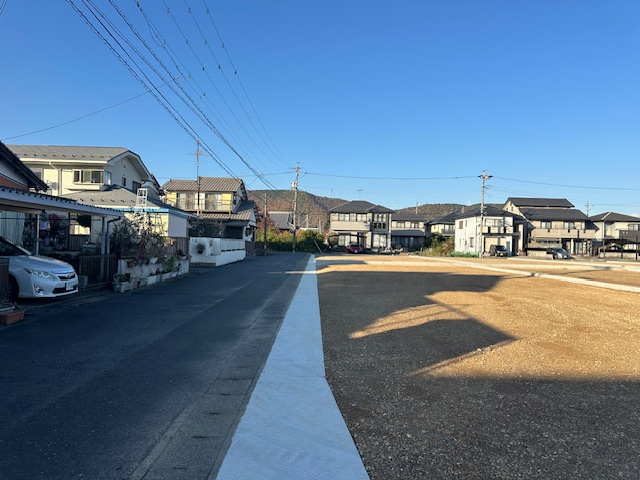 西側道路