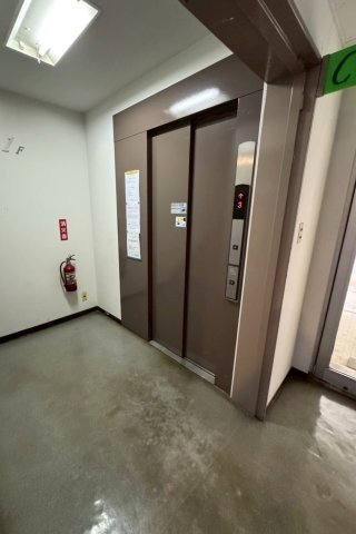 エレベーター