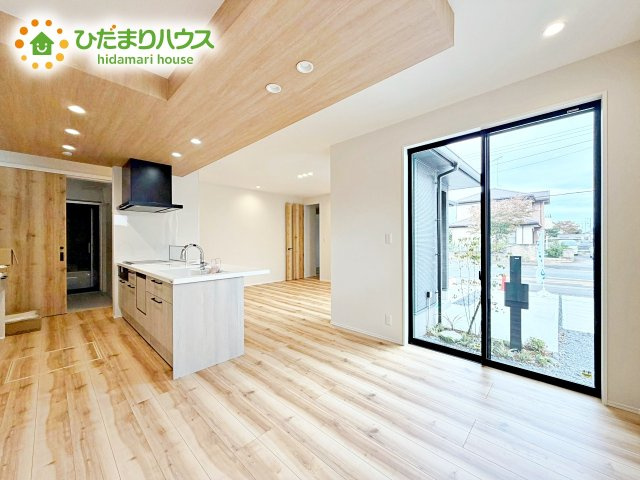 大型テレビに大型ソファー(^^)どんなインテリアにするか考えただけでわくわくしますね！