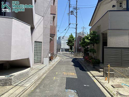 前面道路含む現地写真