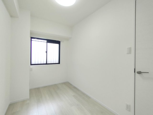 【洋室約4.3帖】