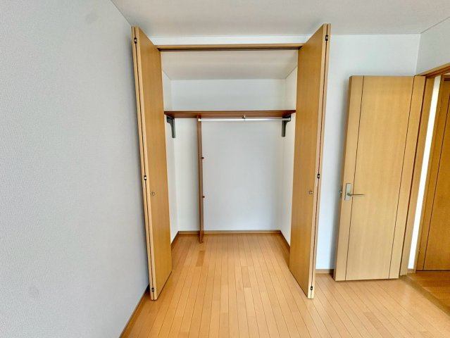 洋室7.5帖・収納付きで、お部屋がすっきり片付きます。