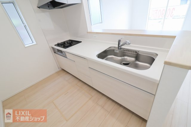【その他設備】現地完成写真。使いやすい広めのシンク♪